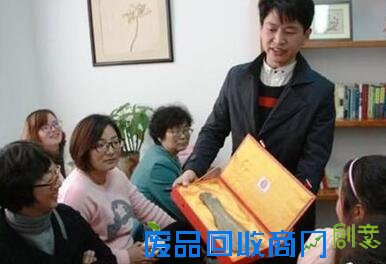 小学开甲骨文课 “甲骨文慧画”引发兴趣 甲骨文出现在哪个朝代