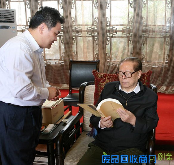 揭江泽民李鹏朱镕基等老常委的卸任前后生活(图)