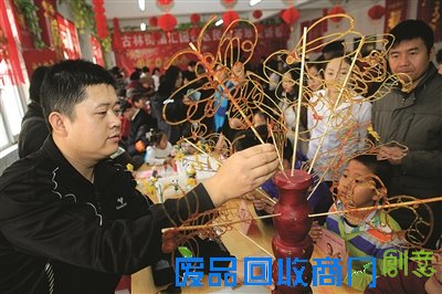 天津滨海新区古林街福汇园社区“非遗”表演庆小年