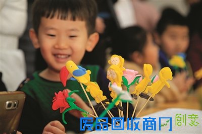 天津滨海新区古林街福汇园社区“非遗”表演庆小年