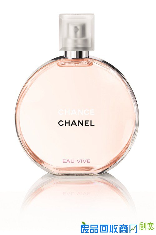 香奈儿推出全新邂逅系列香水广告影片