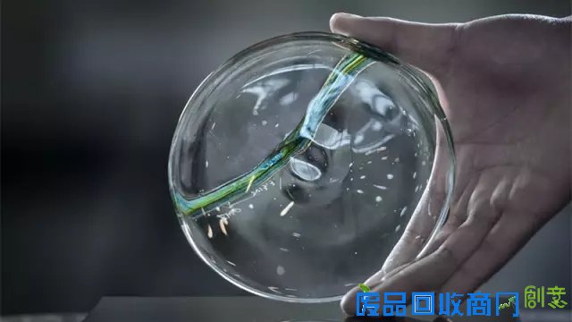 浙江人丨钟情一生 她将玻璃变成花