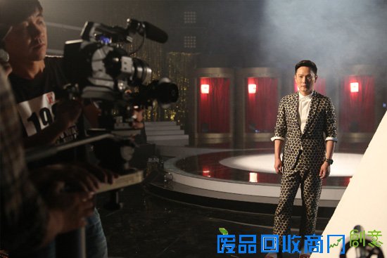 《隐藏的歌手》张信哲自认无话题 爱好开飞机(图)-综艺新闻-娱乐频道-