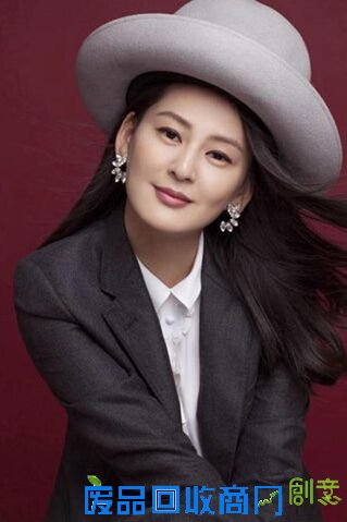 黄澜接棒黄菡 昔日非诚爆红女嘉宾