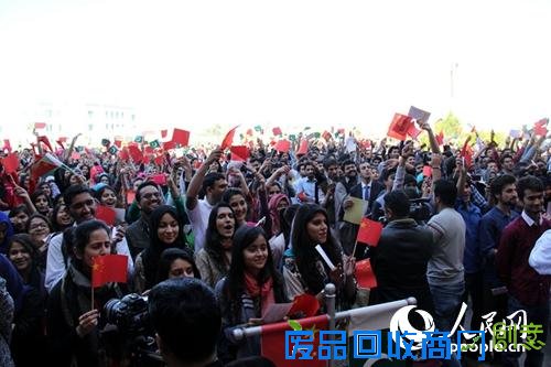 巴基斯坦举办最大规模中巴国歌合唱活动