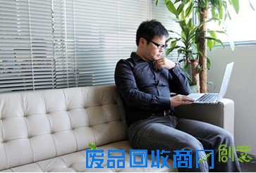 中国旅游新闻网:剪纸达人用时两个多月完成“百猴图”