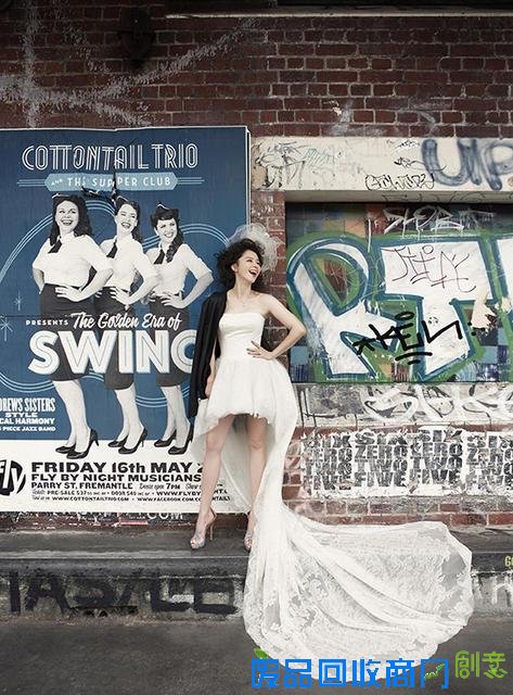 刘诗诗穿300万婚纱宛若仙子 女星婚纱照谁最美