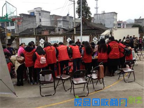 浙江东方职业技术学院＂暖冬行动＂ 走进仕阳镇溪东村文化礼堂