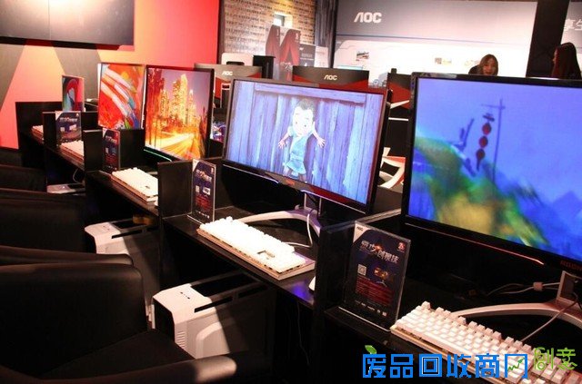 AGON爱攻，不一样的电竞视界！ 