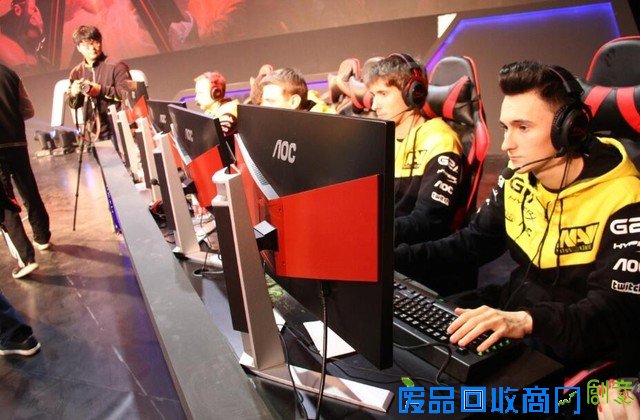 AGON爱攻，不一样的电竞视界！ 