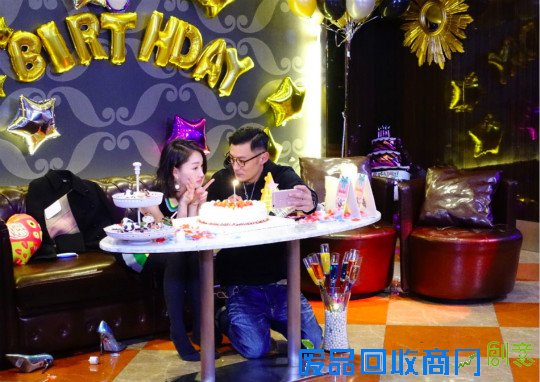 我们相爱吧“宇宙CP”相处尴尬 周冬雨坦言压力大