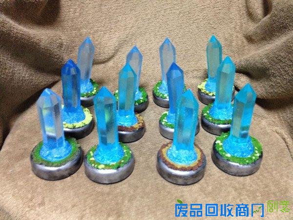 即日售完！独特饰品“桌上存档点”