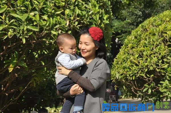 老公帮忙拍的孕期艳照