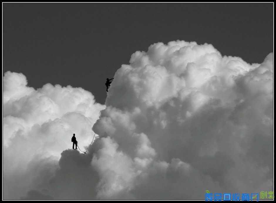 趣味创意摄影《在云上》