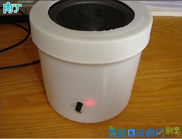 手工DIY电子科技小制作 用塑料桶做个小音箱教程◆肉丁儿童网