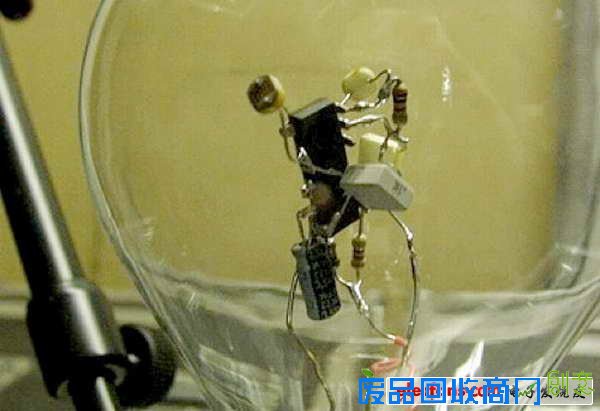 电子发烧友最具创意鬼才DIY集锦