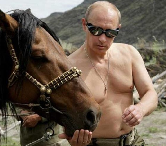 听说普京和邓文迪约会了!