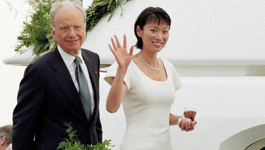 听说普京和邓文迪约会了！