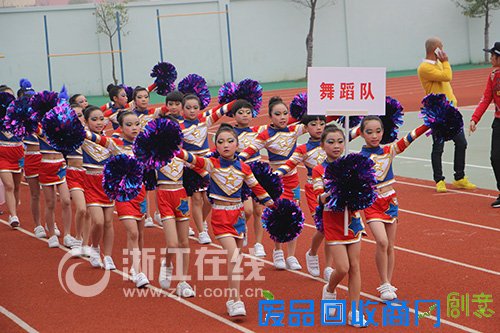 享受运动放飞梦想 星海学校举行春季趣味运动会