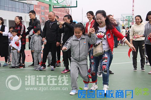 享受运动放飞梦想 星海学校举行春季趣味运动会