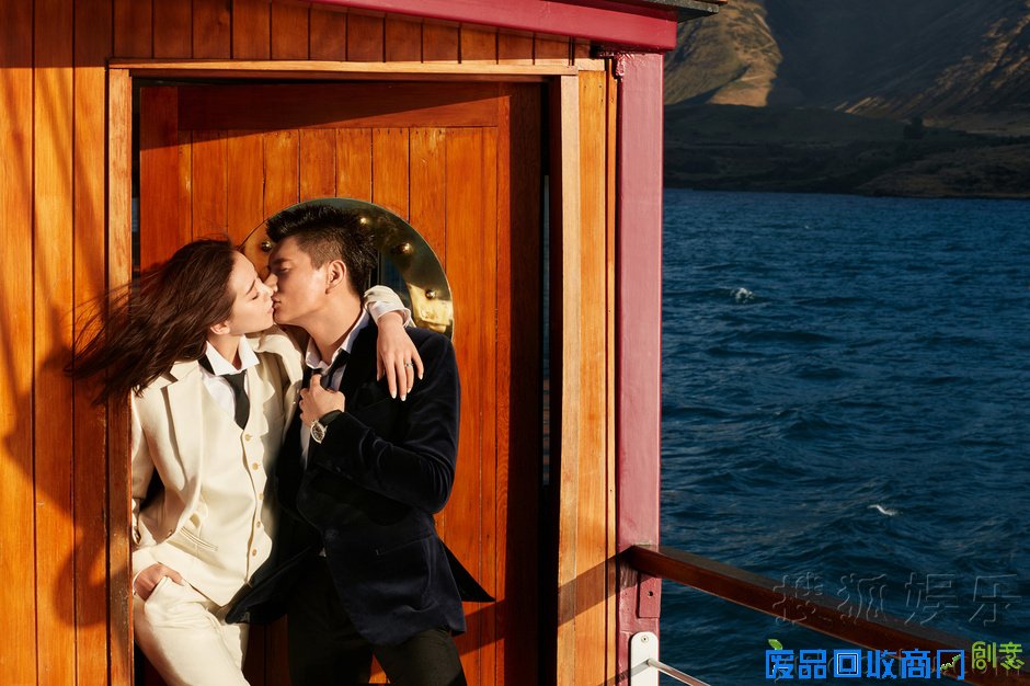 吴奇隆刘诗诗婚纱照再曝光！山顶甜蜜依偎浪漫唯美