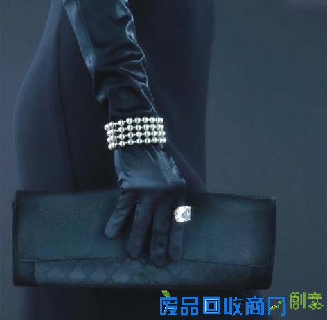 2015年中国首饰设计界己经走到黄金珠宝首饰产业前台