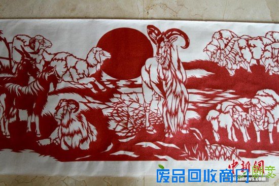 重庆“羊明星”游街迎新年