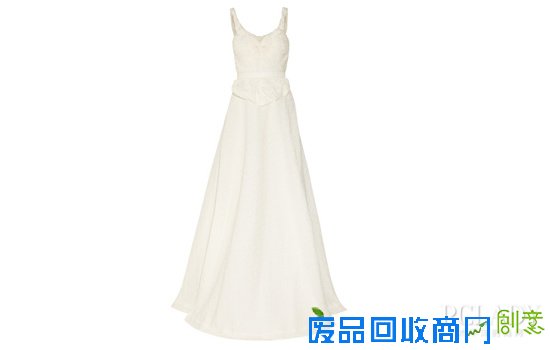 范爷单挑6大女星誓上头条 刘嘉玲2身战袍珍珠耳环成新宠