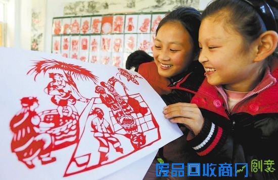 四川“非遗文化”进校园 成立剪纸博物馆