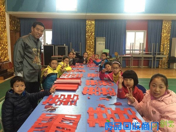 【玩转瞬间】巧手剪纸?传承非遗