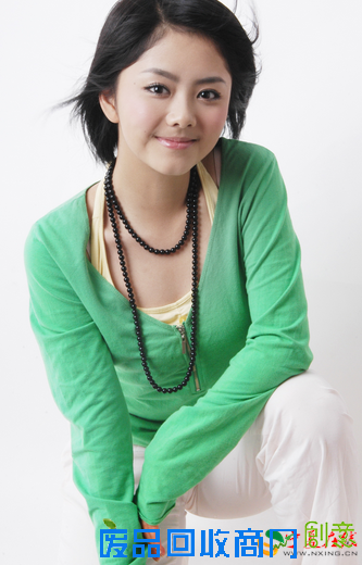 谭松韵个人资料简介,谭松韵的毕业院校是哪所？