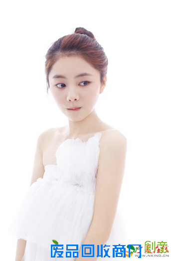 谭松韵个人资料简介,谭松韵的毕业院校是哪所？