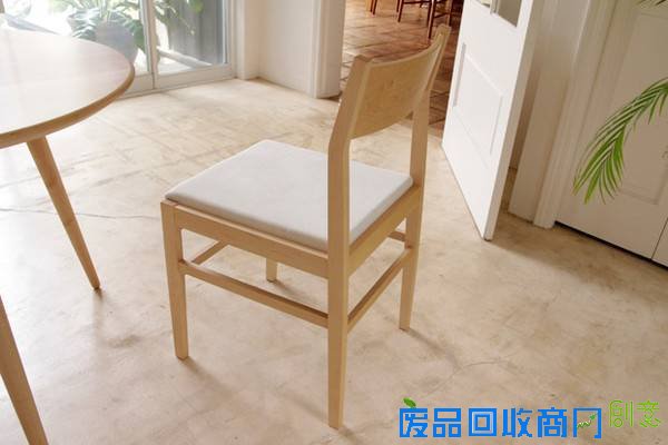 【创意手工】瓶盖这么用，孩子都笑开花了