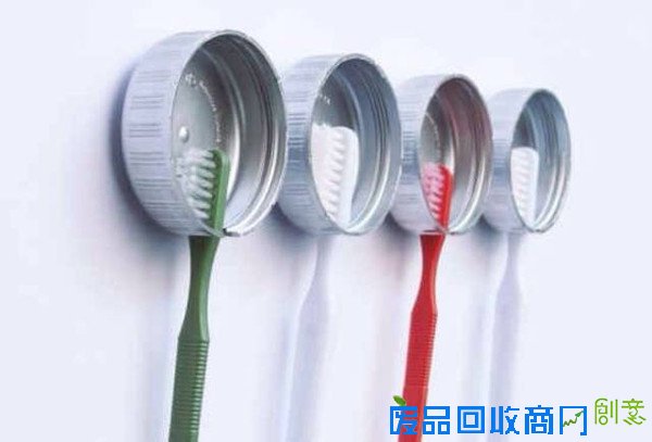 【创意手工】瓶盖这么用，孩子都笑开花了