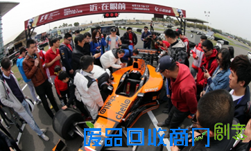 你想亲自驾驶F1赛车吗？还剩最后三个名额！