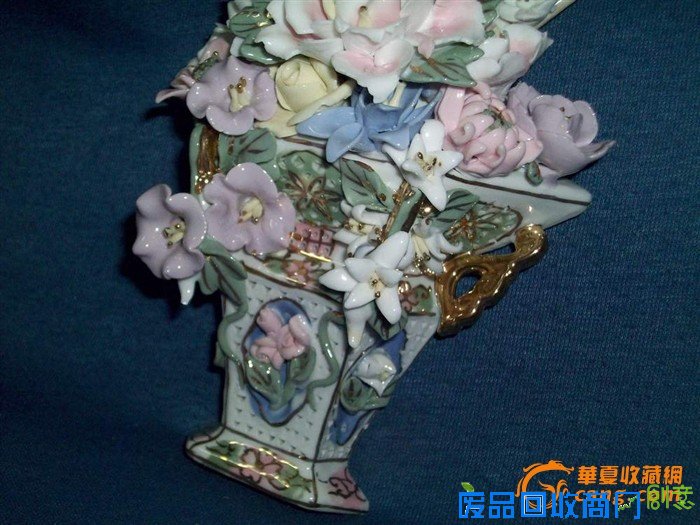 瓷塑精品--壁挂花篮(美全品)01