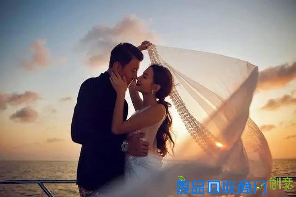 这样拍婚纱照究竟有多美？夕阳style婚纱照