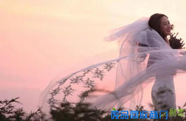 这样拍婚纱照究竟有多美？夕阳style婚纱照