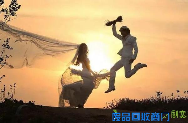 这样拍婚纱照究竟有多美？夕阳style婚纱照