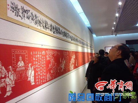 11月25日，宝鸡展览馆剪纸艺术展现场