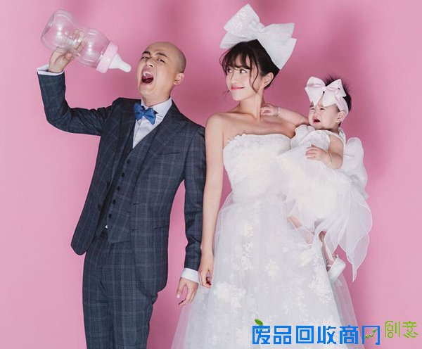 怎么记录个性浪漫的结婚照 蔚蓝海岸婚纱摄影会