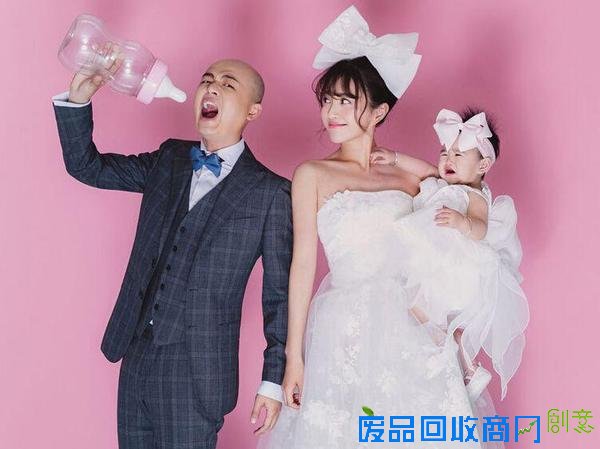 怎么记录个性浪漫的结婚照 蔚蓝海岸婚纱摄影会