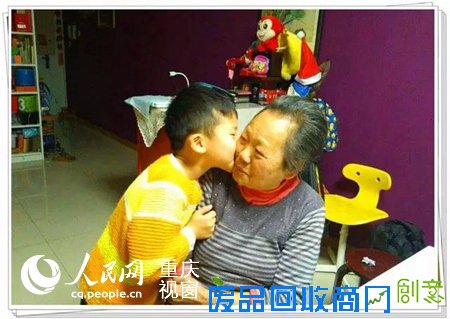 为爱写诗自制钻戒……巴蜀娃创意节日礼物献长辈