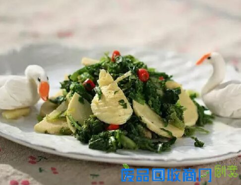 清明节安徽人吃什么？青团馓子螺蛳蒿子粑粑你吃了几个？