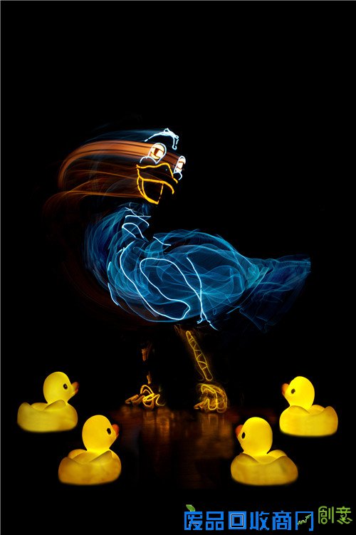 美国电光火线剧团 台湾果陀剧场八月报到喜剧院