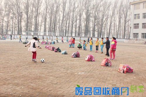 哈尔滨乡村学校少年宫 人人参与特色课外活动
