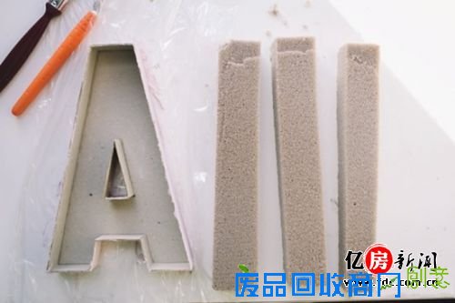 DIY手工字母花卉 打造个性家居墙面装饰