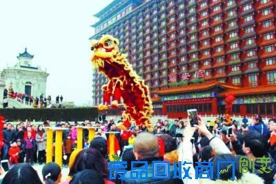 香河大庙会：20万游客共享民俗文化餐