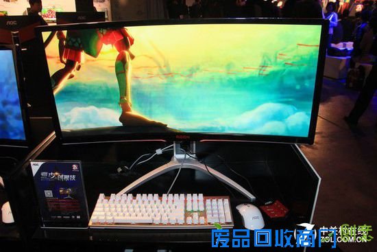 AOC发布电竞品牌爱攻 中国电竞市场分析