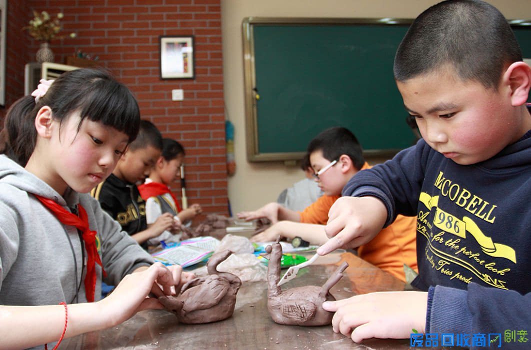无锡市中小学生:迎接江苏省“爱鸟周”